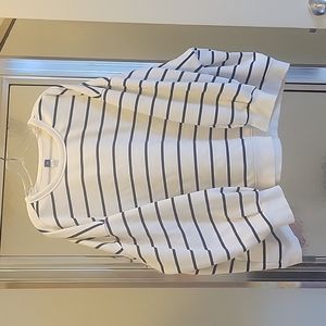 Old Navy 4X Crew Neck Sweatshirt